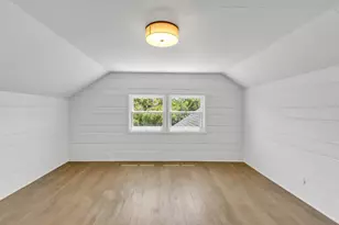 1045 35th St, Sacramento, CA 95816 - Photo 51