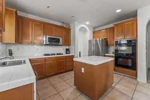 23 Delta Tule Ct, Sacramento, CA 95834 - Photo 19