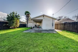 6243 Tahoe Way, Sacramento, CA 95817 - Photo 27