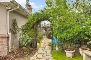 401 Lawson Way, Sacramento, CA 95864 - Photo 49