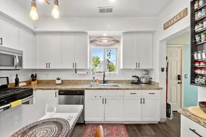 3641 5th Avenue, Sacramento, CA 95817 - Photo 7