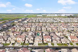 5643 Sailrock St, Sacramento, CA 95835 - Photo 9