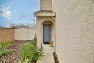 7761 Forestdale Wy, Elk Grove, CA 95758 - Photo 3