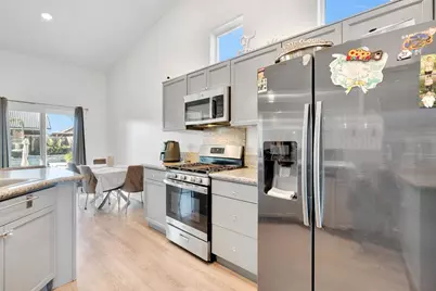 1228 Monterey Street, Madera, CA 93637 - Photo 17