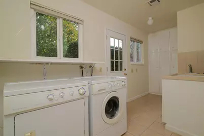 415 Claydon Way, Sacramento, CA 95864 - Photo 19