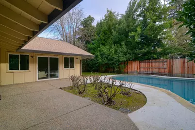 415 Claydon Way, Sacramento, CA 95864 - Photo 29