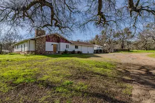 223 Oak St, Valley Springs, CA 95252 - Photo 3