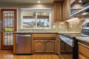 7542 Locust St, Hughson, CA 95326 - Photo 17