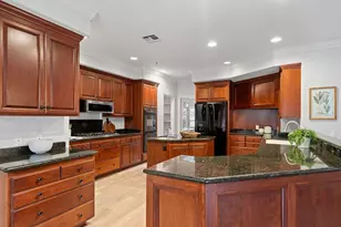 5 Latham Ln, Sacramento, CA 95864 - Photo 11