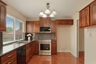 701 Erie Dr, Stockton, CA 95210 - Photo 7
