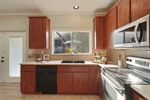 3634 Whispering Creek Cir, Stockton, CA 95219 - Photo 19