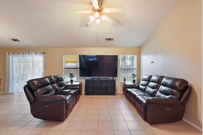 1874 Hartnell Court, Los Banos, CA 93635 - Photo 15
