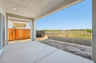 1135 Riverbend Dr, Brentwood, CA 94513 - Photo 15
