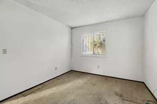 179 Cedar Rock Cir, Sacramento, CA 95823 - Photo 19