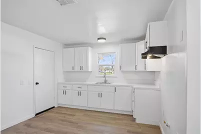 816 Dawn Drive, Modesto, CA 95350 - Photo 9