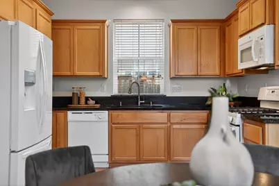 4423 Silver Cedar Lane, Sacramento, CA 95834 - Photo 11