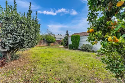 3931 60th Street, Sacramento, CA 95820 - Photo 23