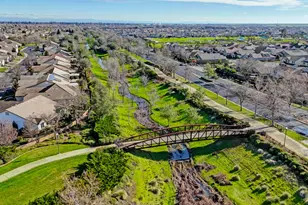 7925 Peak Forest Way, Elk Grove, CA 95757 - Photo 55