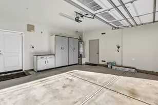 7925 Peak Forest Way, Elk Grove, CA 95757 - Photo 33