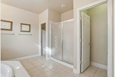 9808 Castelli Way, Elk Grove, CA 95757 - Photo 11