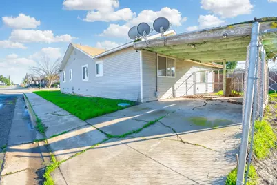 1202 Golden Gate Avenue, Dos Palos, CA 93620 - Photo 43