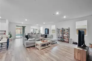 918 Cumbria Ln, Patterson, CA 95363 - Photo 3