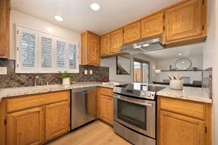 5031 Jennings Way, Sacramento, CA 95819 - Photo 21