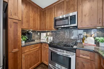 1008 Meadowbridge Drive, Folsom, CA 95630 - Photo 11