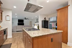 2789 Liberty Ln, Roseville, CA 95747 - Photo 11