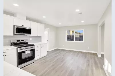 1900 Ellison Drive, Modesto, CA 95355 - Photo 9