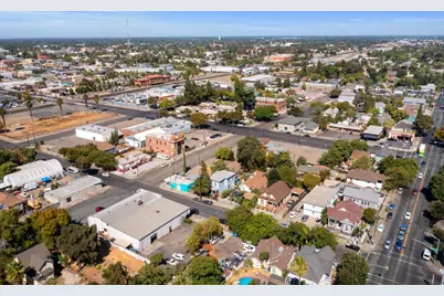 1211 E Main Street, Stockton, CA 95205 - Photo 23