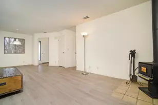 2128 Bueno Dr, Davis, CA 95616 - Photo 3