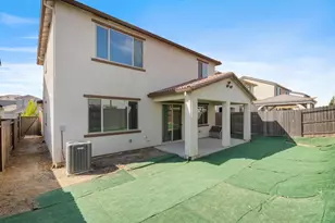 1032 W Sebaga St, Roseville, CA 95747 - Photo 35