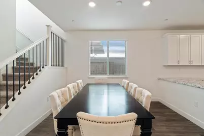 1032 W Sebaga St, Roseville, CA 95747 - Photo 7