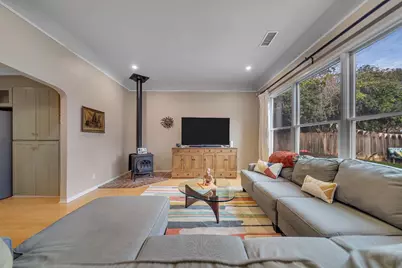 322 N Santa Ana Avenue, Modesto, CA 95354 - Photo 23