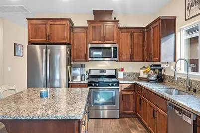 410 Laurel Court, Ione, CA 95640 - Photo 7