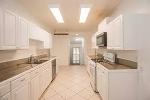 9695 Kent St, Elk Grove, CA 95624 - Photo 17