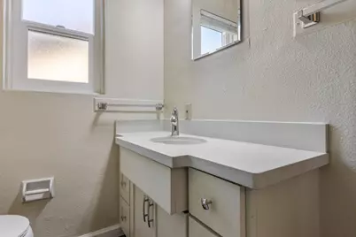 2404 Bristol Avenue, Stockton, CA 95204 - Photo 15