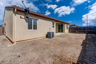 860 Fritz Dr, Los Banos, CA 93635 - Photo 35