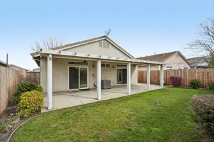 7775 Dersingham Dr, Sacramento, CA 95829 - Photo 29