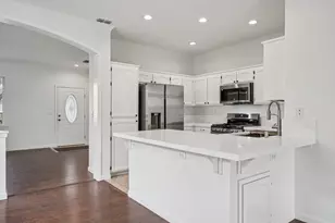 7775 Dersingham Dr, Sacramento, CA 95829 - Photo 15