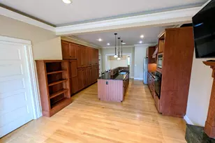 2751 Portola Way, Sacramento, CA 95818 - Photo 7