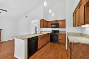 8425 Morning Skye Way, Antelope, CA 95843 - Photo 13