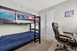 5040 North Pkwy, Sacramento, CA 95823 - Photo 19