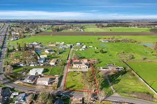 25568 N Hwy 99, Acampo, CA 95220 - Photo 3