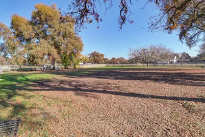 1133 Curved Bridge Road, Rio Linda, CA 95673 - Photo 33
