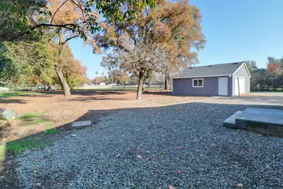 1133 Curved Bridge Road, Rio Linda, CA 95673 - Photo 31