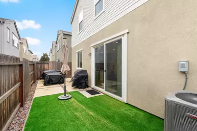 4351 Poppy Meadow Street, Sacramento, CA 95834 - Photo 57