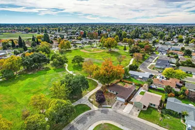 57 Kennelford Circle, Sacramento, CA 95823 - Photo 3