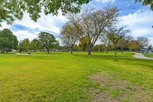 57 Kennelford Cir, Sacramento, CA 95823 - Photo 19